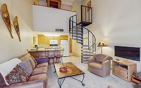 Summit House East 112